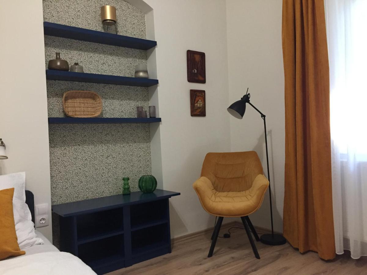 Bed and Breakfast Kikerics Vendeghaz Виллань Экстерьер фото