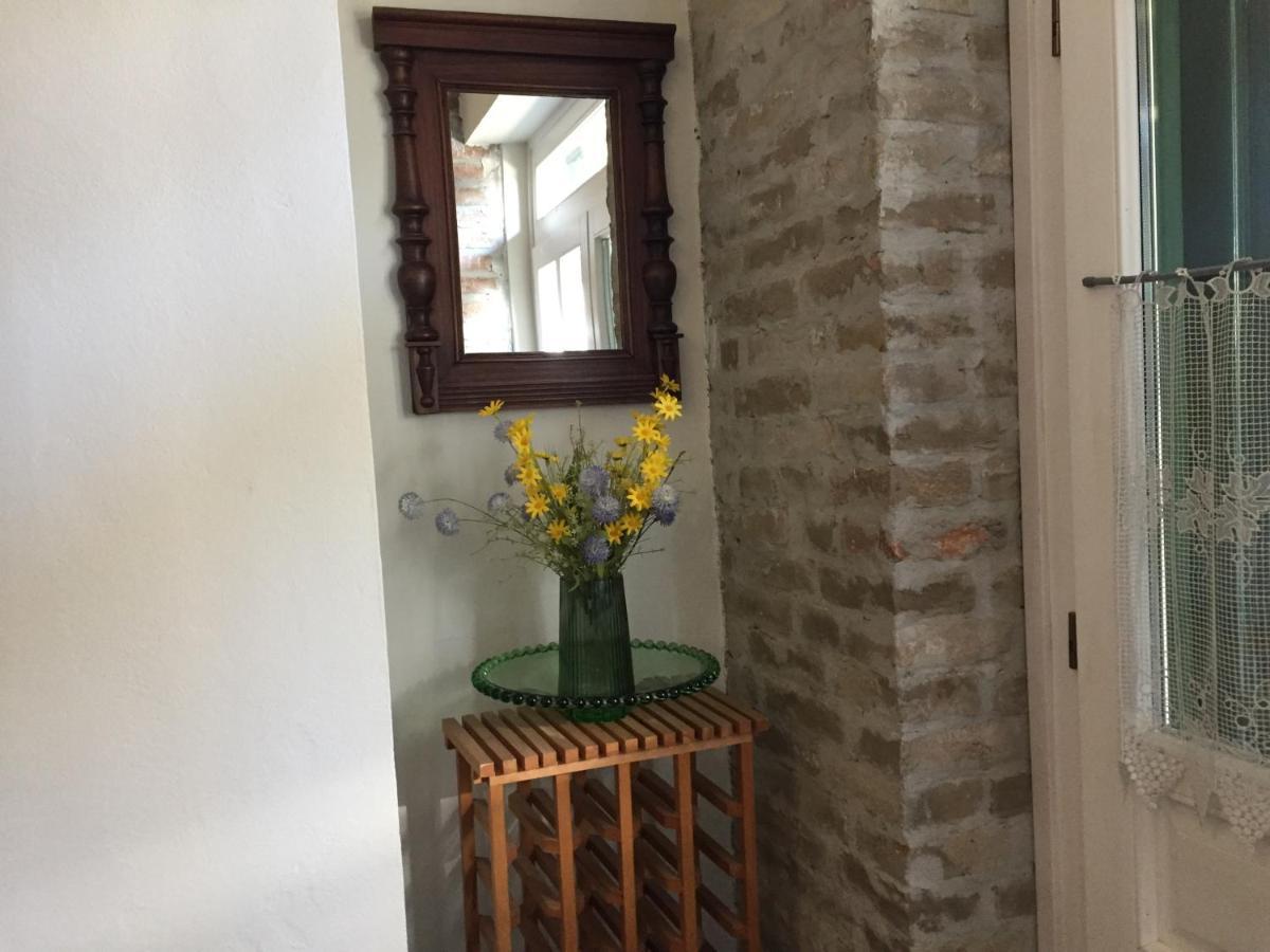 Bed and Breakfast Kikerics Vendeghaz Виллань Экстерьер фото