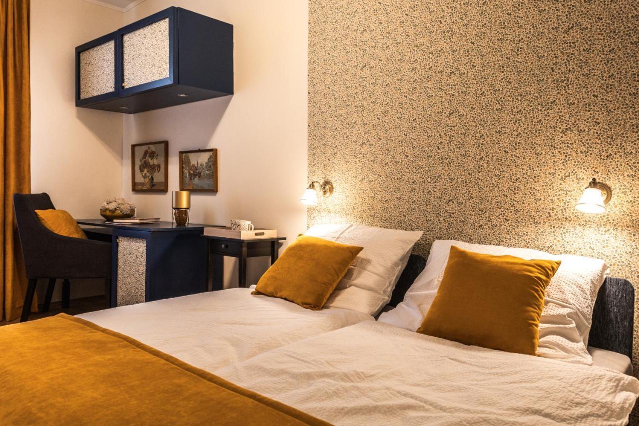Bed and Breakfast Kikerics Vendeghaz Виллань Экстерьер фото